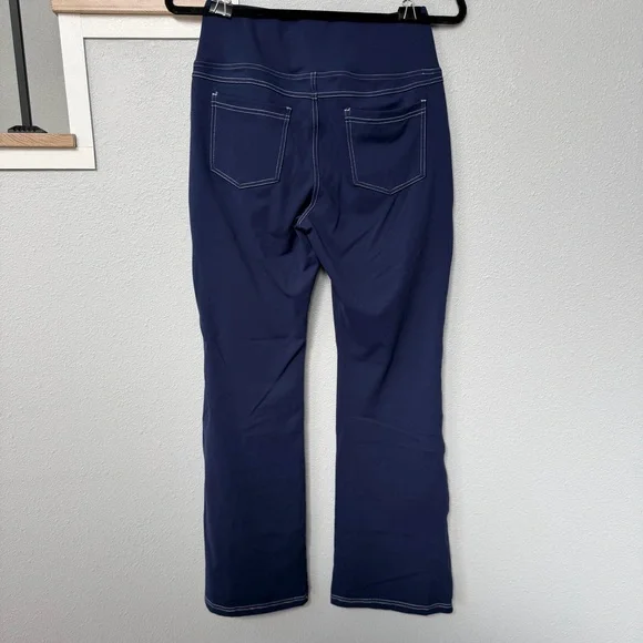 Two Pairs of Women's Flare Yoga/Jeans with Contrast White Stitching Blue/Black - Picture 12 of 16